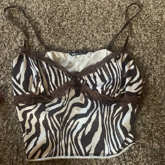 size XL amazing question shift from Shein. True to Size - Picture 1 of 3